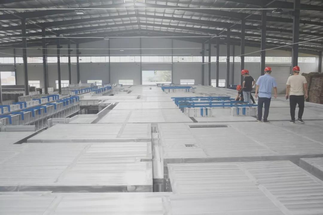 中國中建一局集團來五棵松公司驗收鋁模成品!