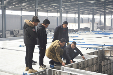 恭賀五棵松鋁模板順利通過世茂地產(chǎn)和北京韓建集團(tuán)有限公司出廠驗(yàn)收！